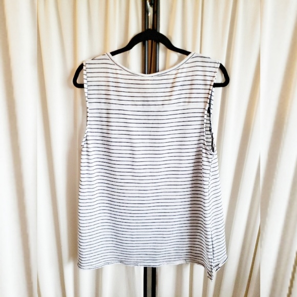 1 We The Free Free People oversized v-neck tee XS - Picture 3 of 3